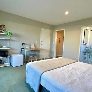 https://cozy-glenhome-ensuite.rotoruahotelsnz.com